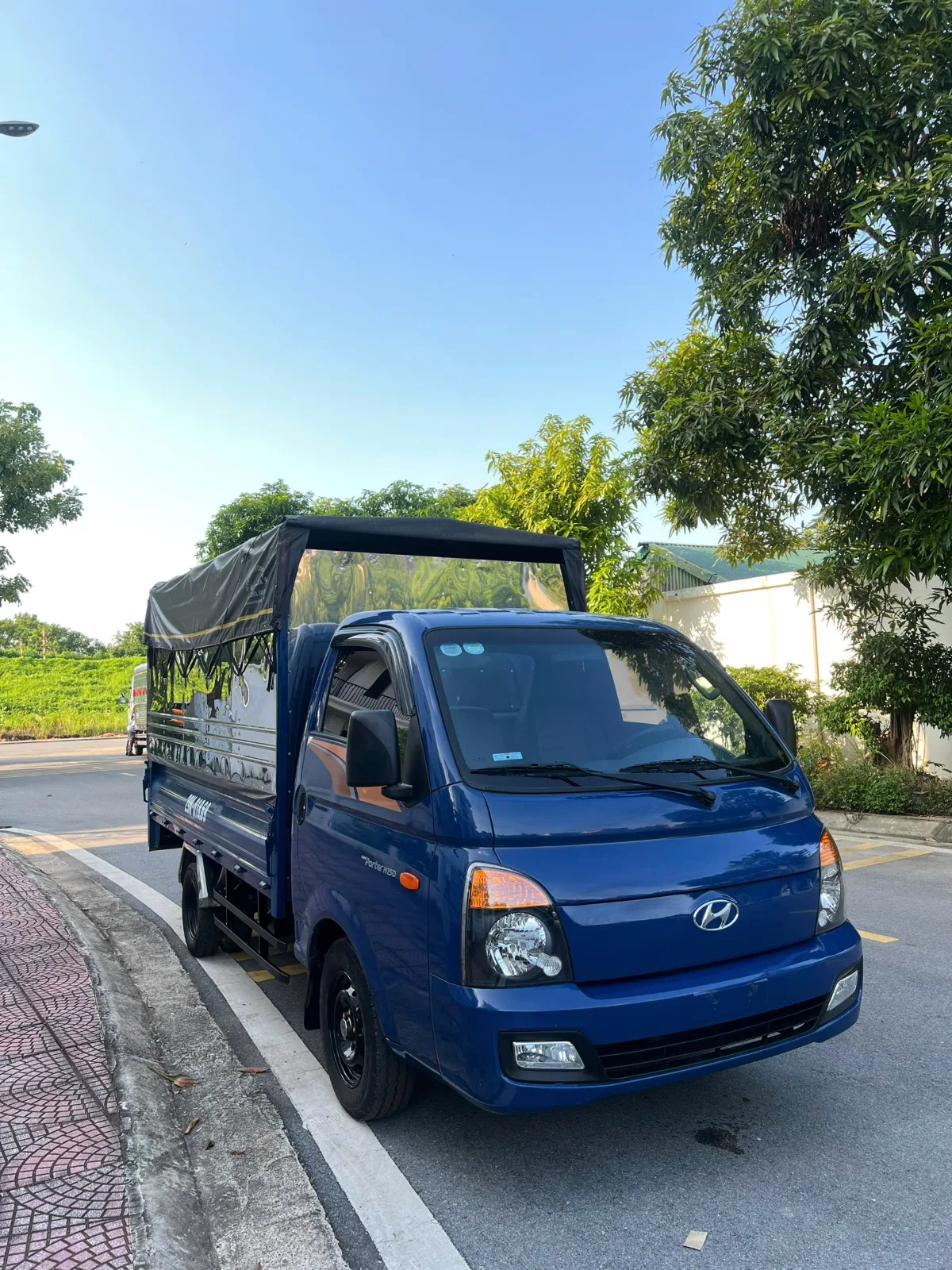 Xe tải Hyundai cũ tại Bãi xe Thắng Cảnh Long Biên Hà Nội
