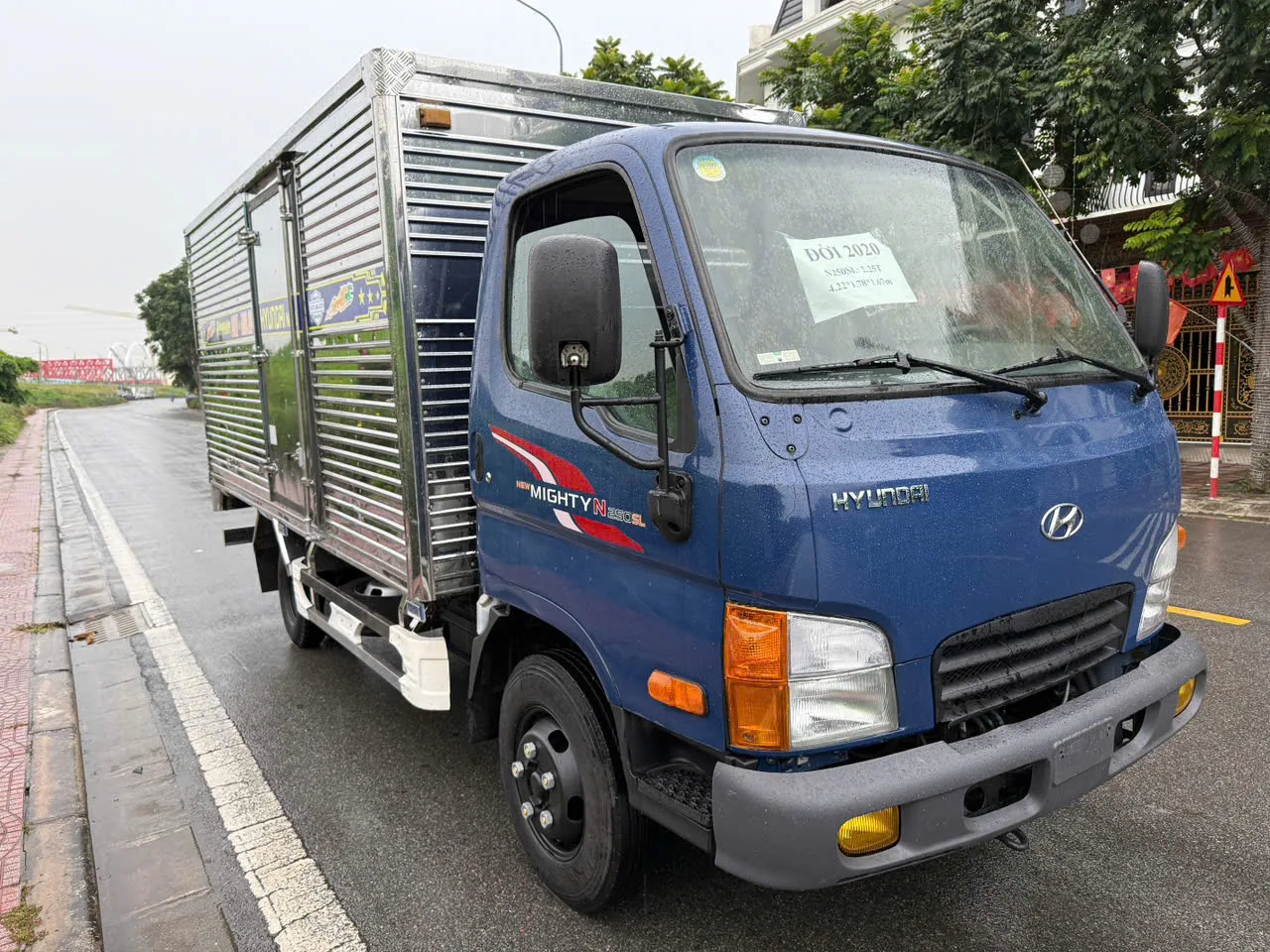 Xe tải Hyundai cũ tại Bãi xe Thắng Cảnh Long Biên Hà Nội