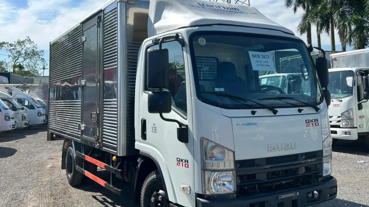 Xe tải Isuzu QKR210 cũ có đáng mua không? Đánh giá chi tiết và kinh nghiệm chọn xe