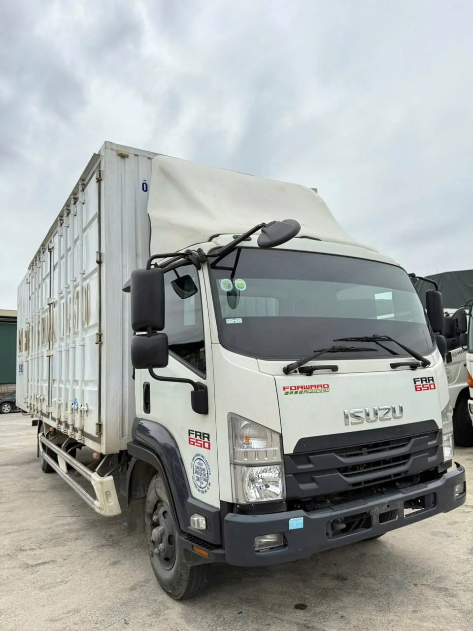 Ảnh xe isuzu frr 650 đời 2024