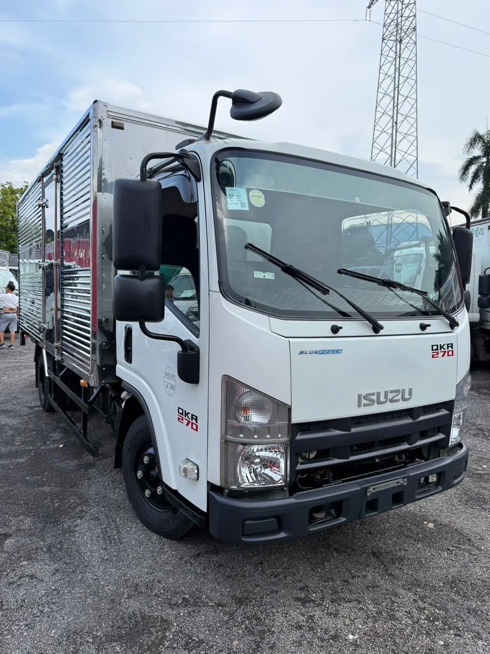 Ảnh isuzu qkr 270 tại bãi xe