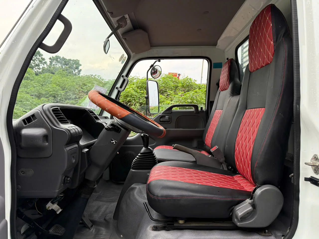 Ảnh cabin xe tải