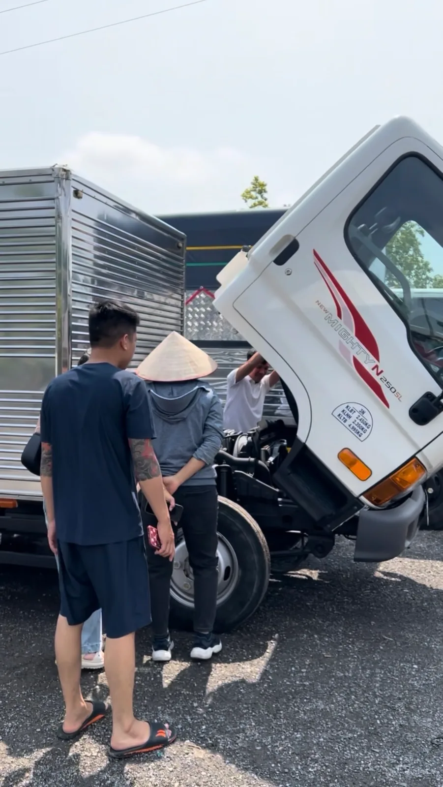 Quy Trình Kiểm Tra Kỹ Thuật & Bảo Dưỡng Xe Tải Trước Khi Xuất Bãi Tại Thắng Cảnh Auto