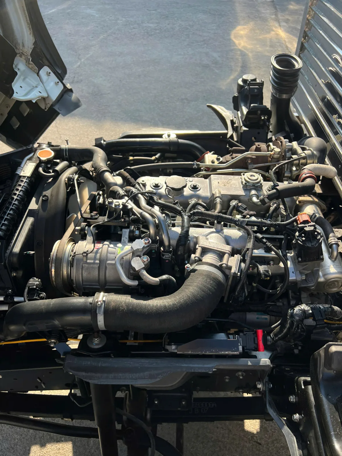 Quy Trình Kiểm Tra Kỹ Thuật & Bảo Dưỡng Xe Tải Trước Khi Xuất Bãi Tại Thắng Cảnh Auto
