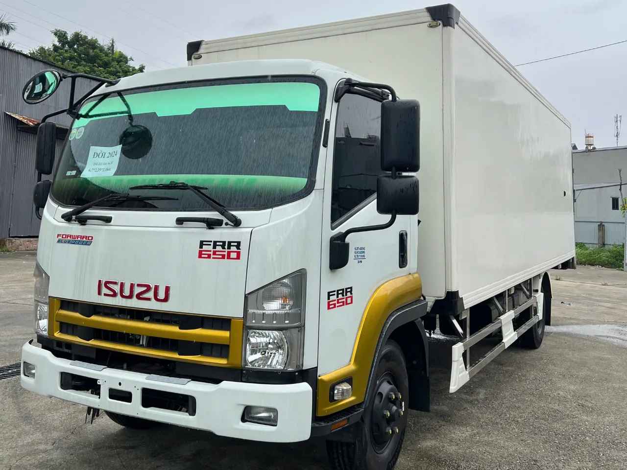 Isuzu FRR 650 thùng kín đời 2024 - ảnh 2