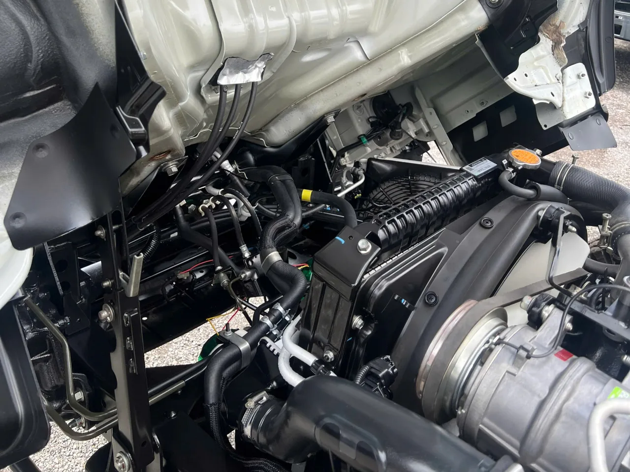 Isuzu QKR 210 mui bạt đời 2023 - ảnh thu nhỏ 9
