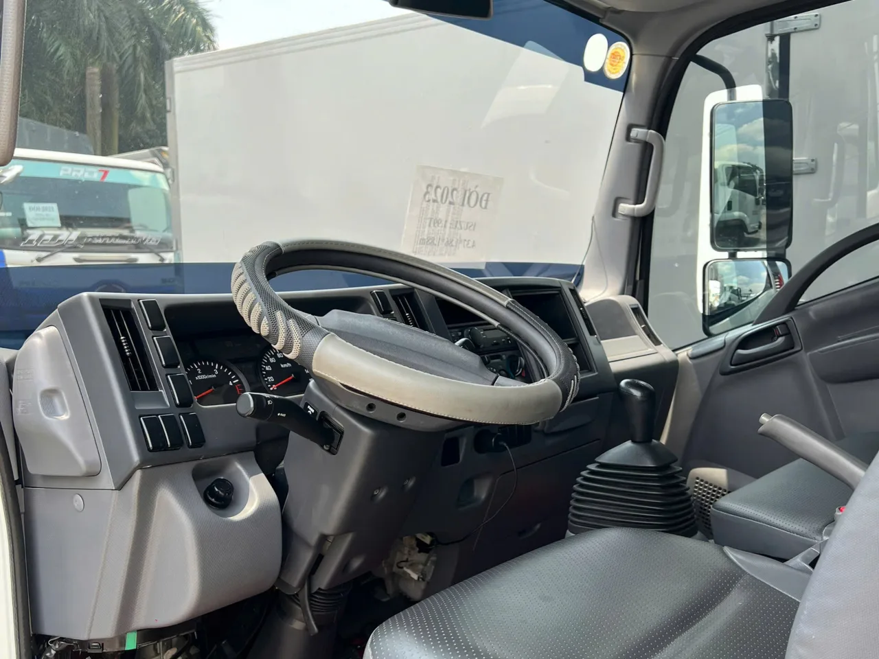 Isuzu QKR 210 mui bạt đời 2023 - ảnh thu nhỏ 10