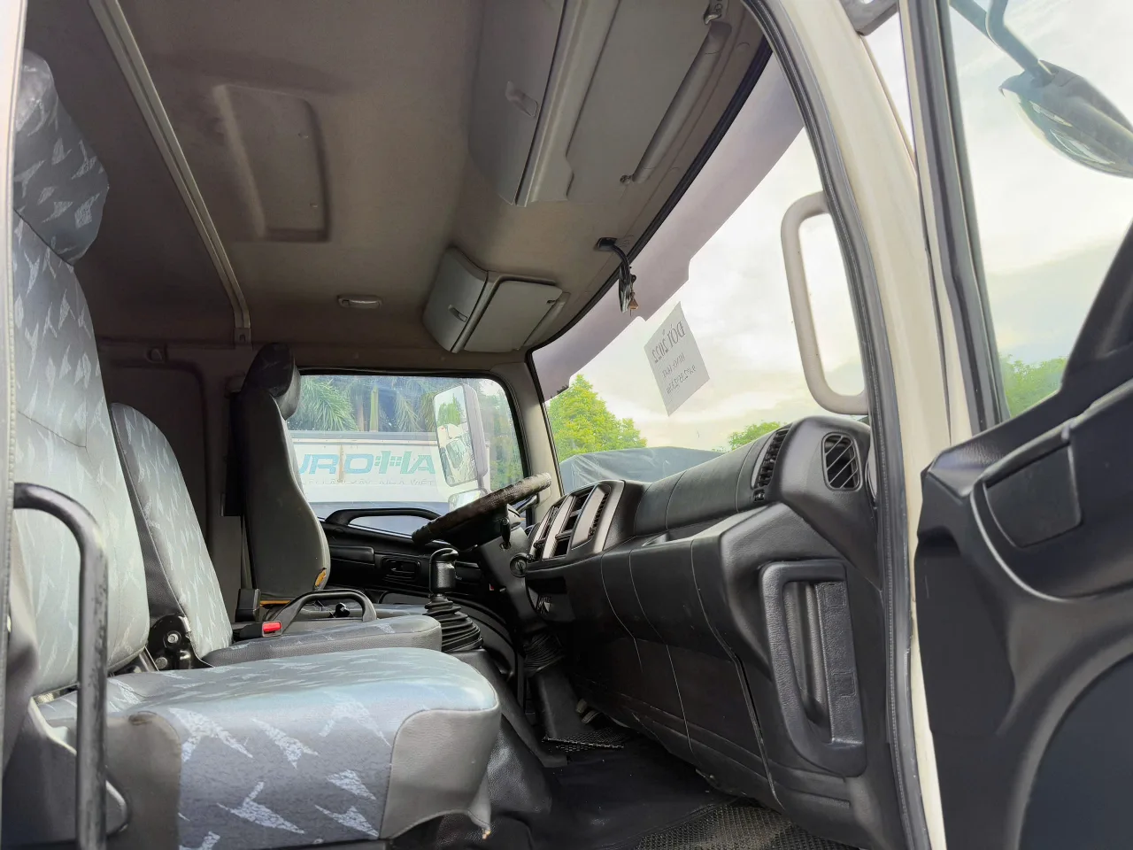 Hino FL 8 thùng kín đời 2022 - ảnh 4