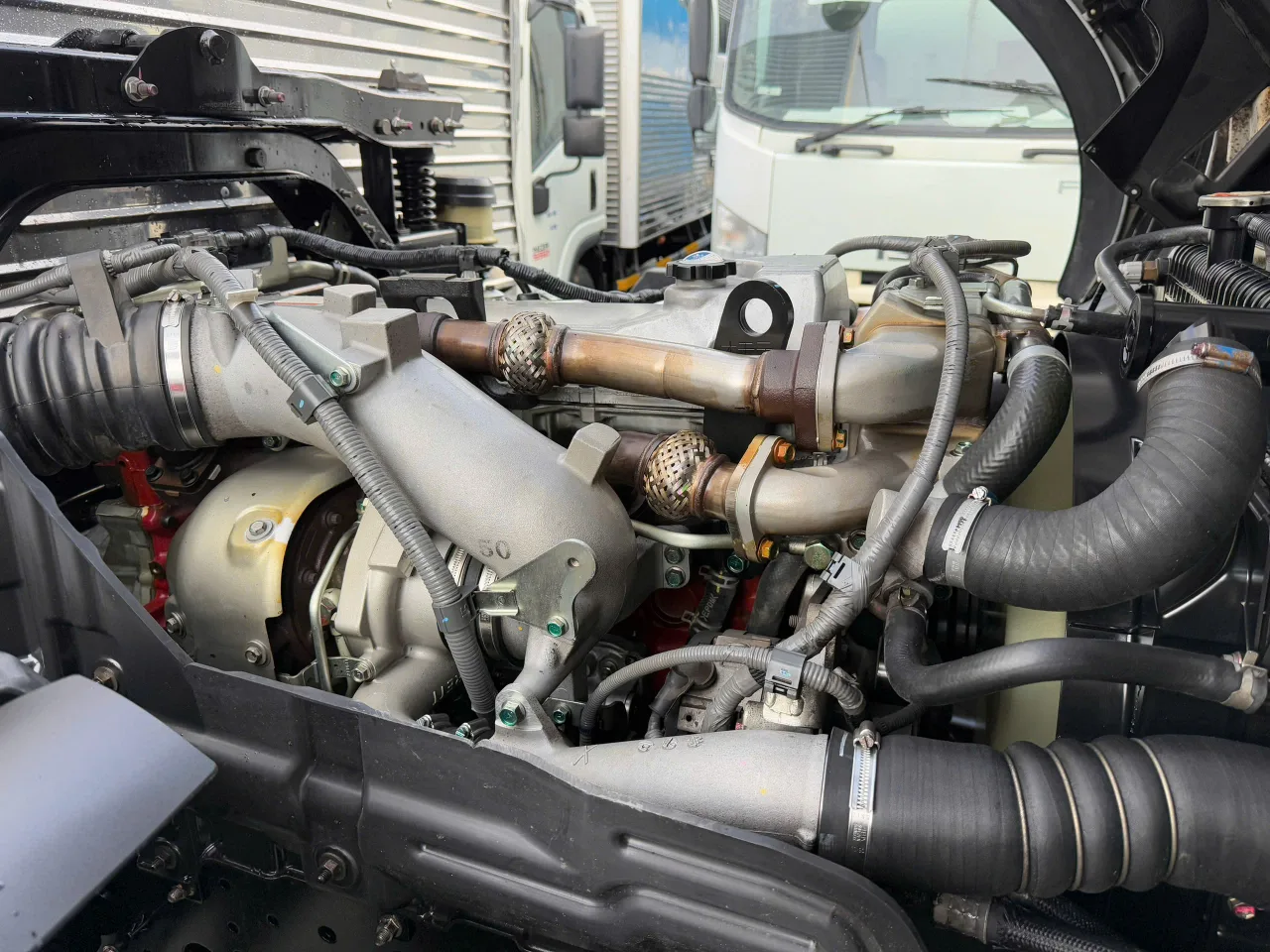 Hino FL 8 thùng kín đời 2022 - ảnh 8