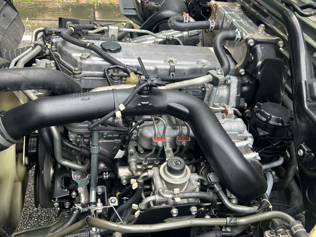 Isuzu FRR 650 thùng kín đời 2021 - ảnh 9