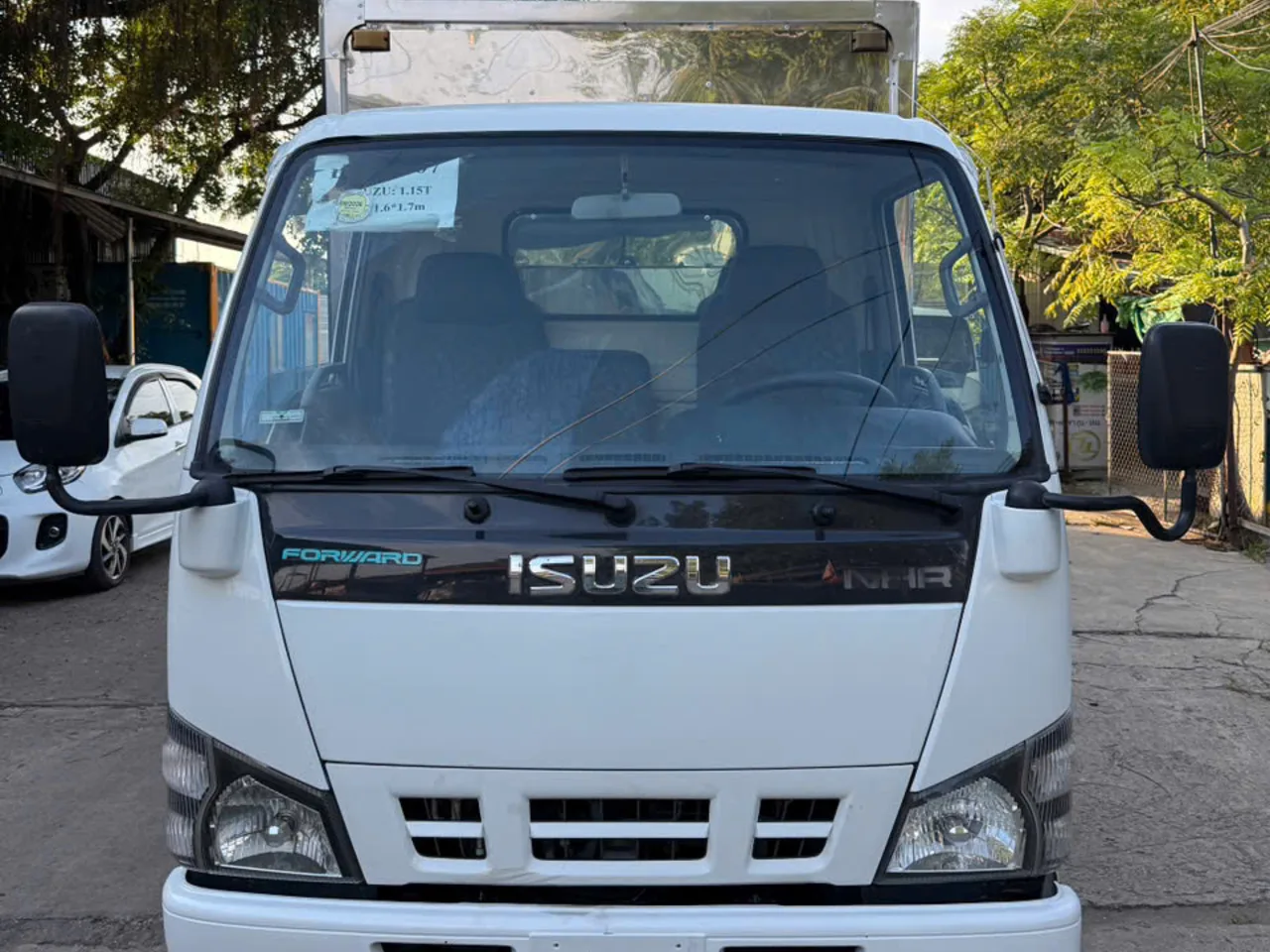 Isuzu NHR thùng kín đời 2007 - ảnh 2
