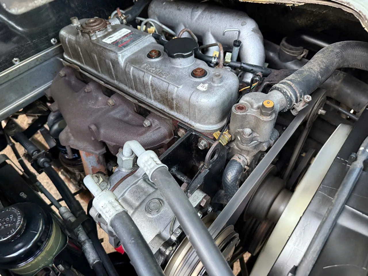 Isuzu NHR thùng kín đời 2007 - ảnh 9