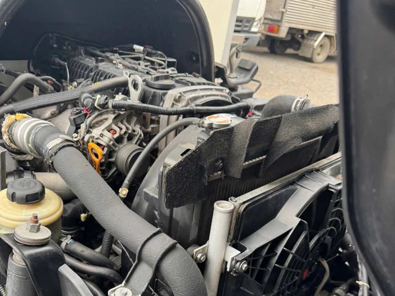 Hyundai NewMighty N250SL thùng kín đời 2019 - ảnh thu nhỏ 8