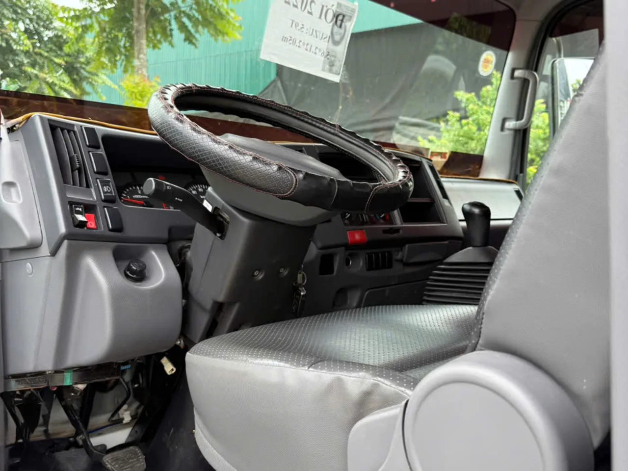 Isuzu NQR 550 mui bạt đời 2022 - ảnh thu nhỏ 7