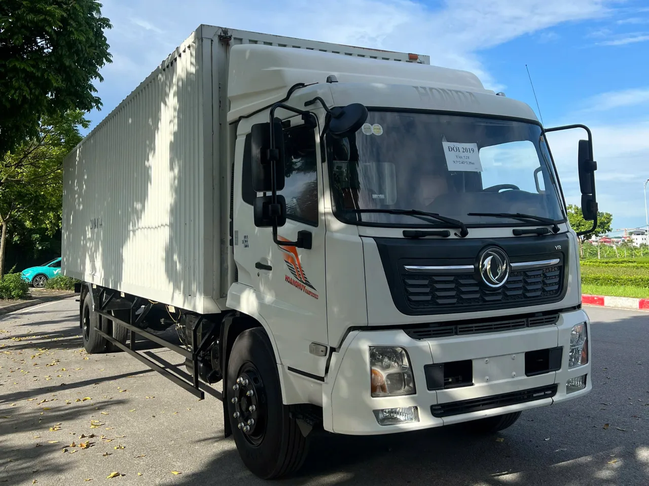 Dongfeng Kingrun Thùng kín đang có tại bãi