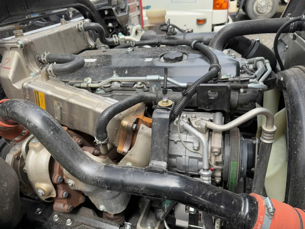 Isuzu FRR 650 mui bạt đời 2025 - ảnh thu nhỏ 7