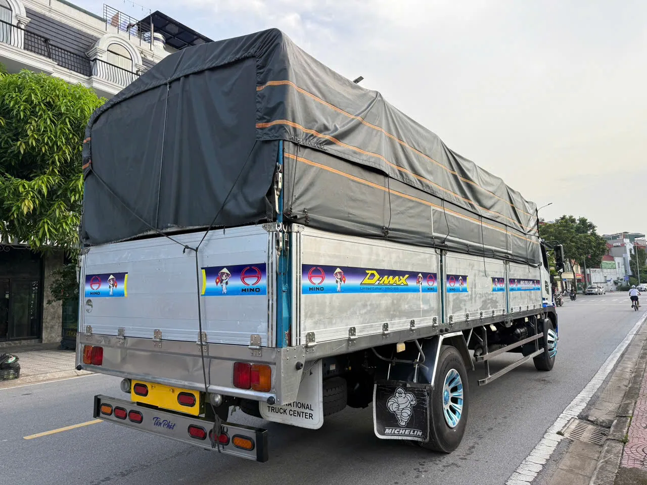 Hino 500 FG8 mui bạt đời 2022 - ảnh 4