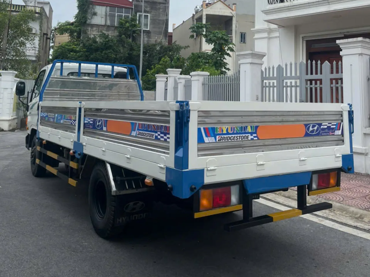 Hyundai New Mighty 110SP thùng lửng đời 2022 - ảnh thu nhỏ 7