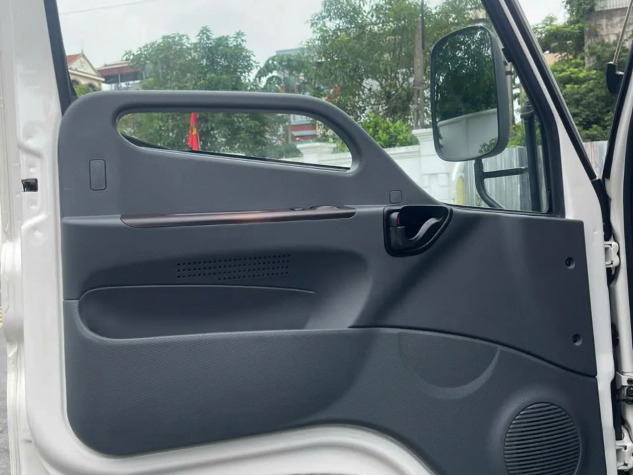 Hyundai New Mighty 110SP thùng lửng đời 2022 - ảnh thu nhỏ 12