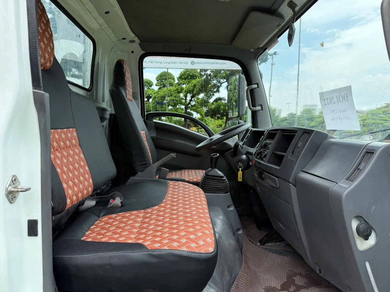 Isuzu QKR 210 thùng kín đời 2022 - ảnh thu nhỏ 9