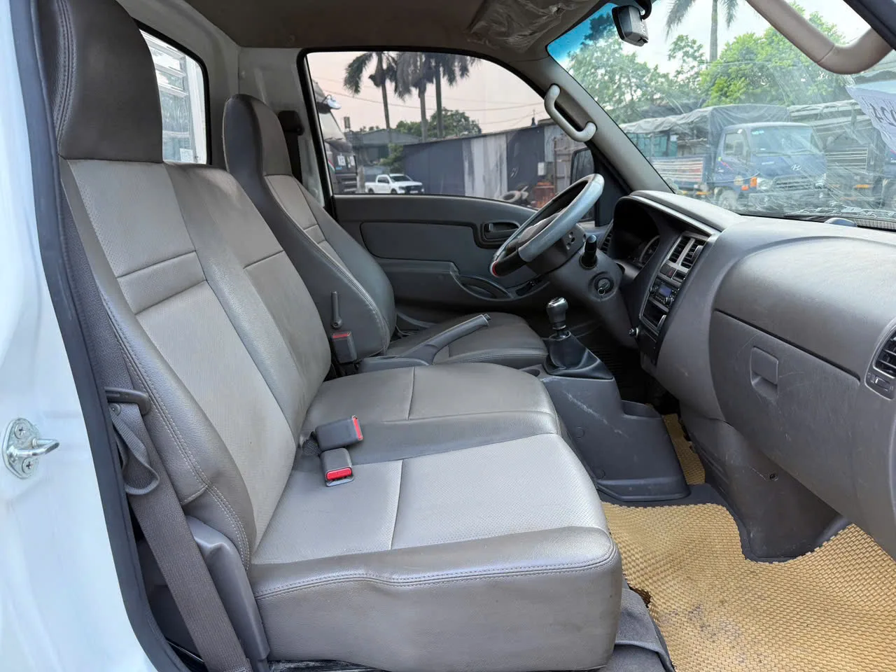 Hyundai New Porter H150 thùng kín đời 2024 - ảnh thu nhỏ 8
