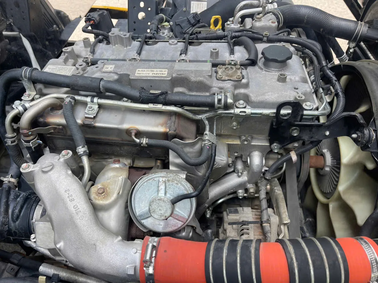 Isuzu NPR 400 mui bạt đời 2023 - ảnh thu nhỏ 7