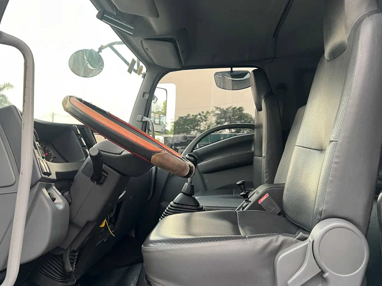 Isuzu FVR 900 thùng kín đời 2022 - ảnh 8