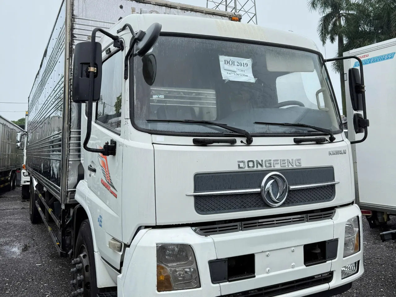 Dongfeng Kingrun thùng kín đời 2019