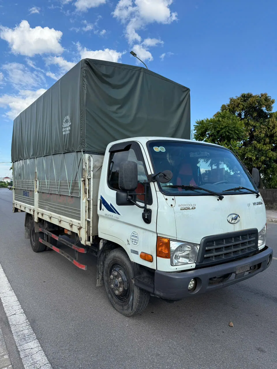 Hyundai HD72 Mui bạt đang có tại bãi