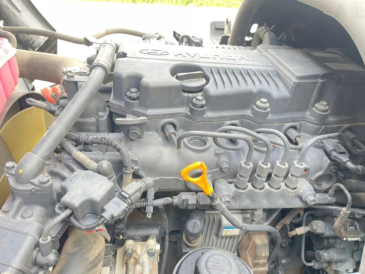 Hyundai NewMighty 110SL thùng kín đời 2024 - ảnh 6