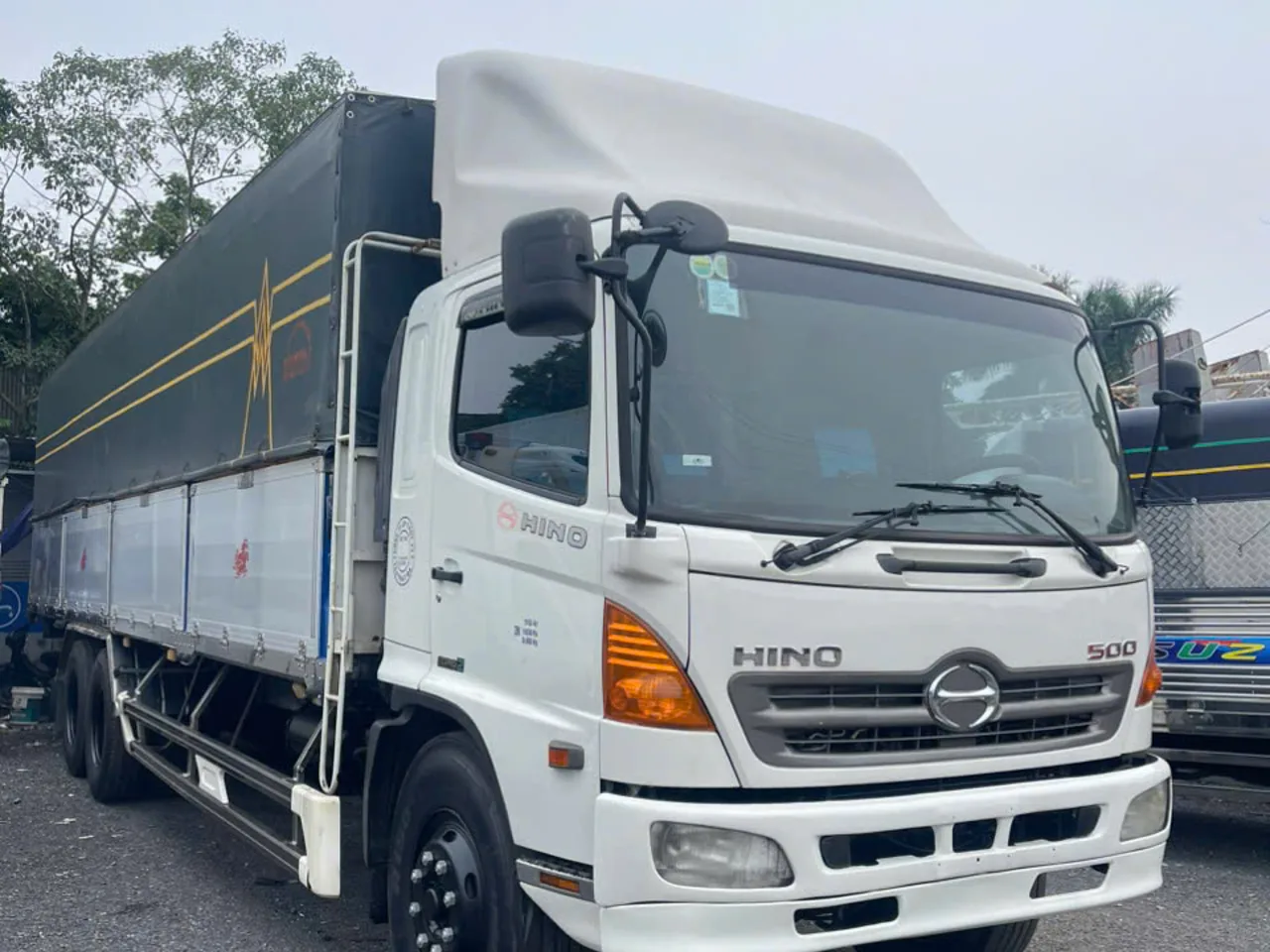 Hino FL8 Mui bạt đang có tại bãi