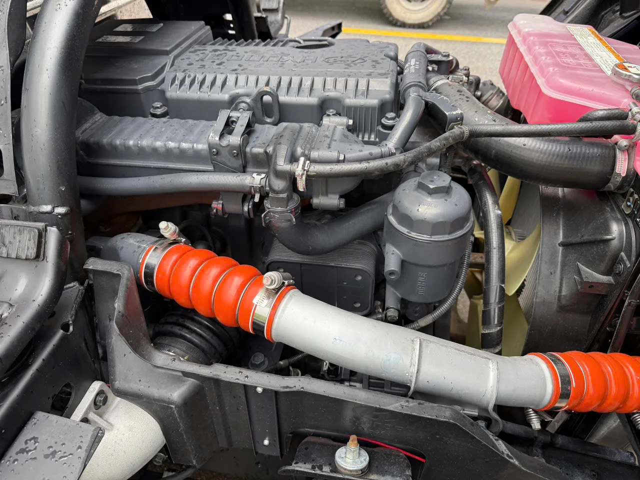 Hyundai New Mighty 75S thùng kín đời 2024 - ảnh 7