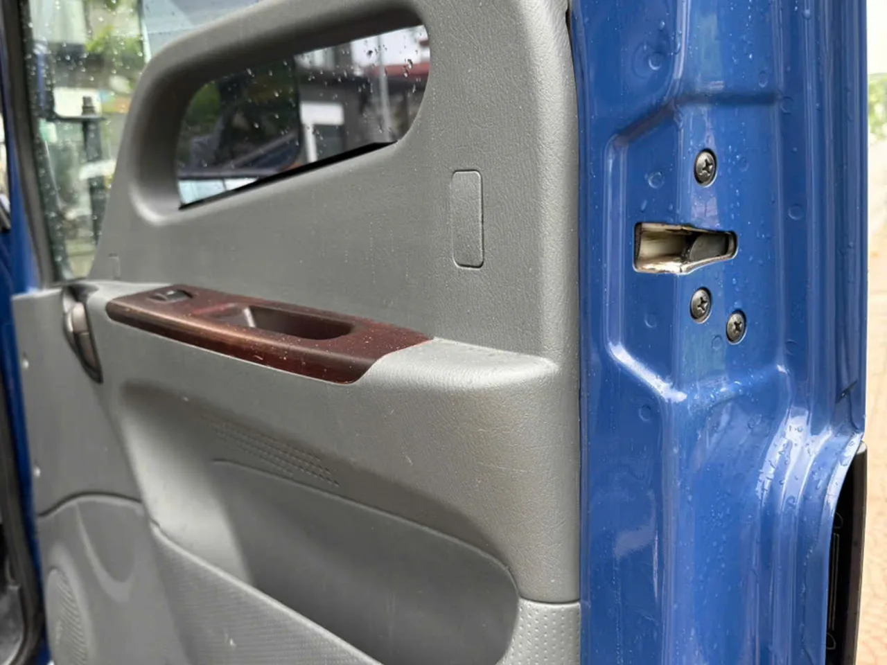 Hyundai New Mighty 75S thùng kín đời 2024 - ảnh 10
