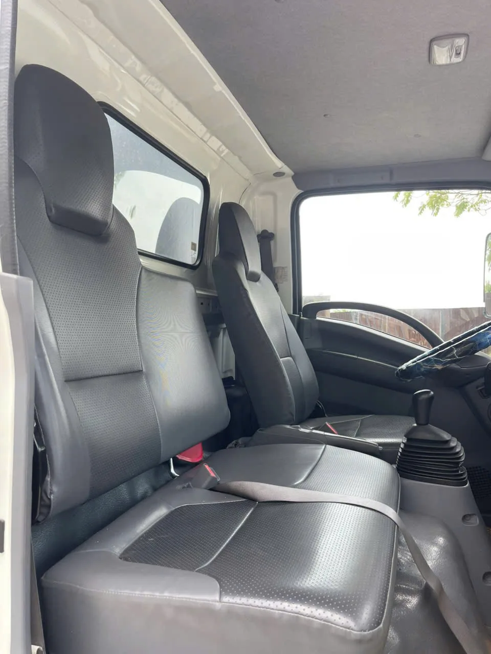 Isuzu QKR 210 mui bạt đời 2024 - ảnh thu nhỏ 8