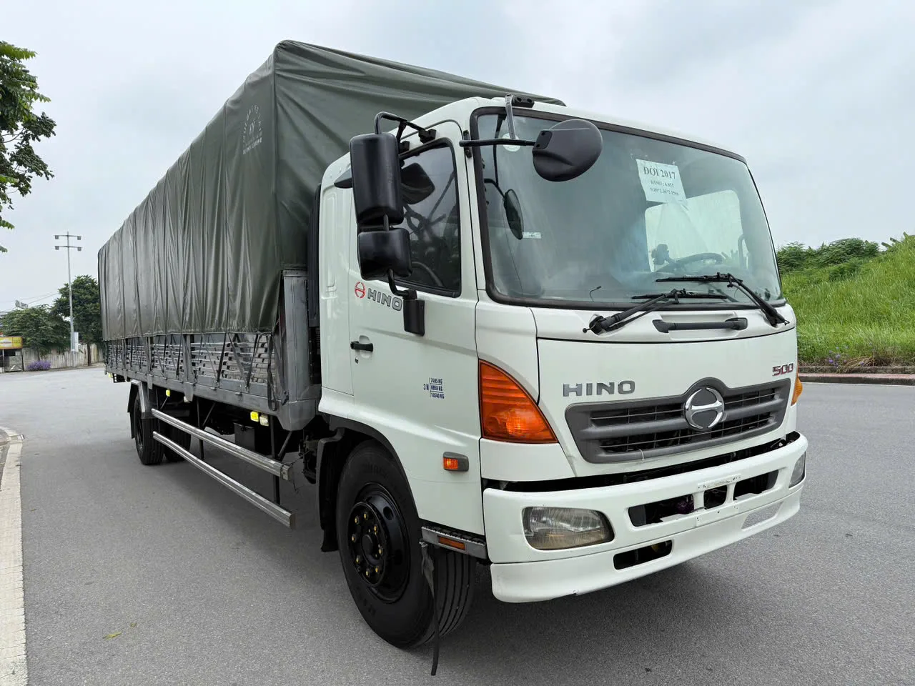 Hino FG8 Mui bạt đang có tại bãi