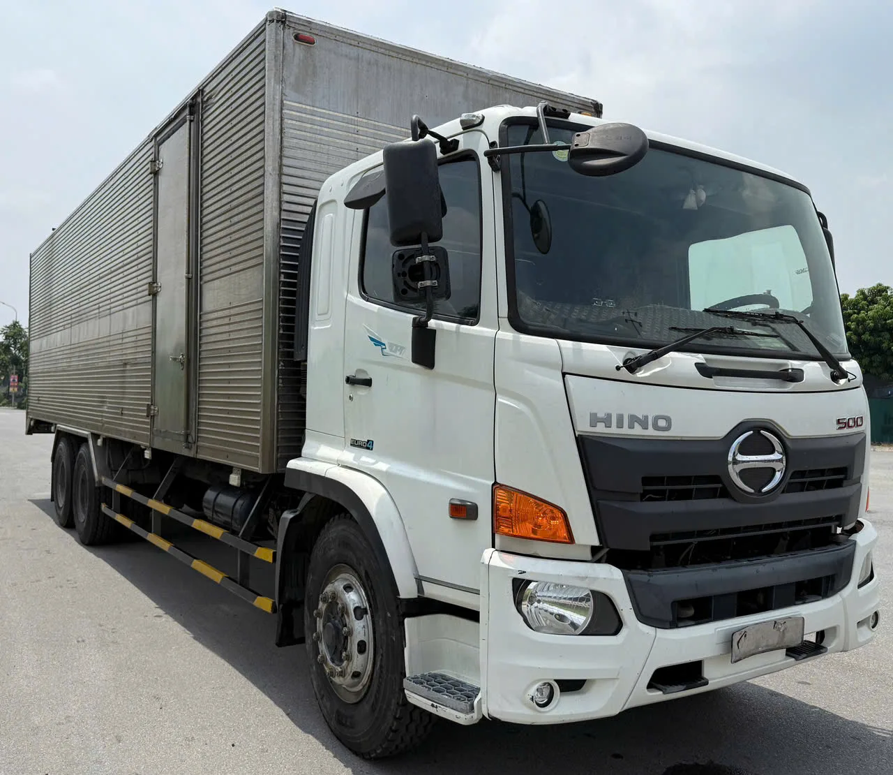 Hino FL8 Thùng kín đang có tại bãi
